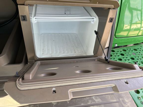 2023 John Deere S780 Combine