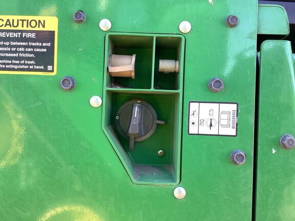 2022 John Deere 9RX 640 Tractor Rubber Track