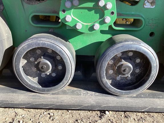 2022 John Deere 9RX 640 Tractor Rubber Track