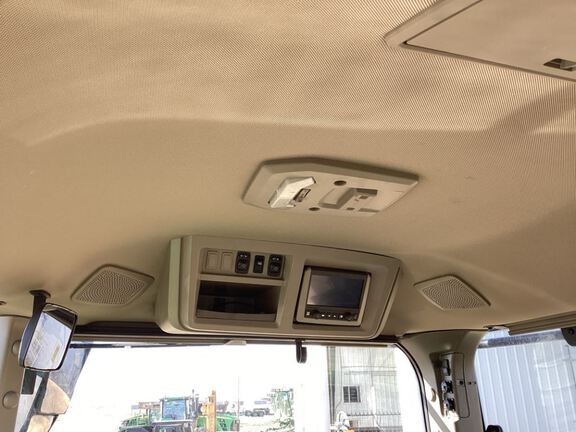 2022 John Deere 9RX 640 Tractor Rubber Track