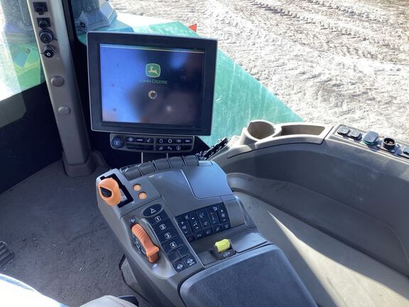 2022 John Deere 9RX 640 Tractor Rubber Track