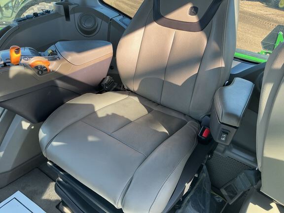 2022 John Deere 9RX 640 Tractor Rubber Track