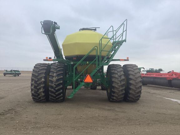2016 John Deere 1890 Air Seeder