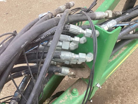 2016 John Deere 1890 Air Seeder