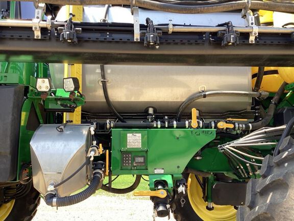 2023 John Deere 612R Sprayer/High Clearance