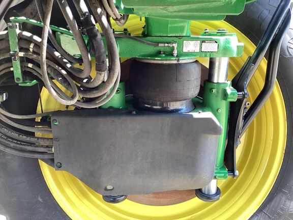 2023 John Deere 612R Sprayer/High Clearance