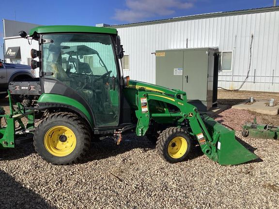 2020 John Deere 2025R Tractor Compact