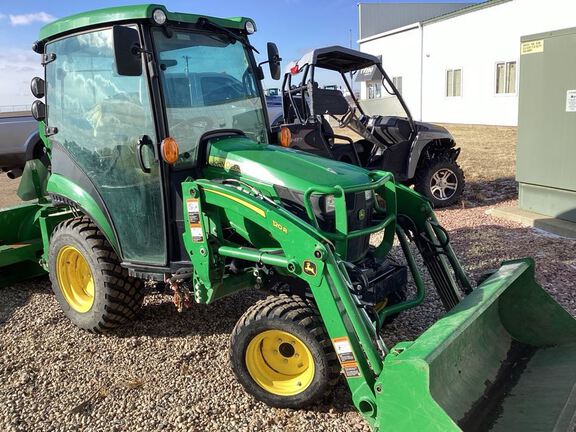 2020 John Deere 2025R Tractor Compact