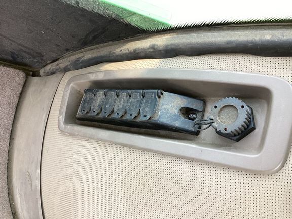 2021 John Deere 9620RX Tractor Rubber Track