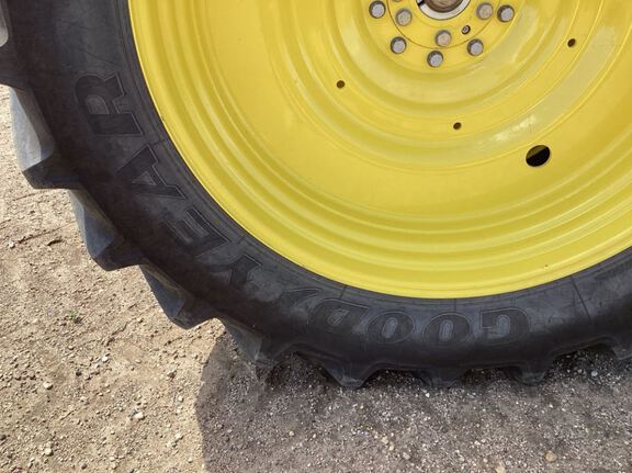 2021 John Deere 6215R Tractor