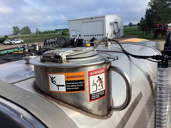 2022 John Deere STS16 Sprayer/High Clearance