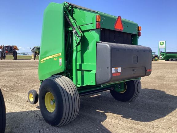 2019 John Deere 560M Baler/Round