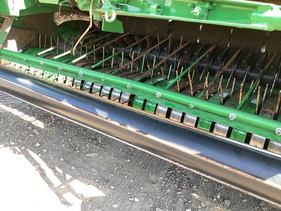 2019 John Deere 560M Baler/Round