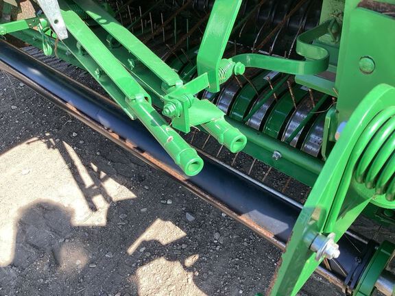 2019 John Deere 560M Baler/Round