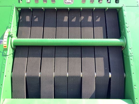 2019 John Deere 560M Baler/Round