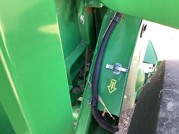 2019 John Deere 560M Baler/Round