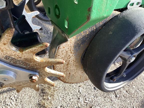 2013 John Deere DB60 Planter