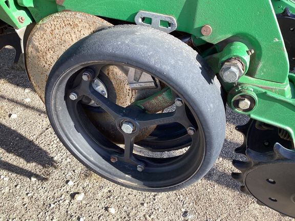 2013 John Deere DB60 Planter