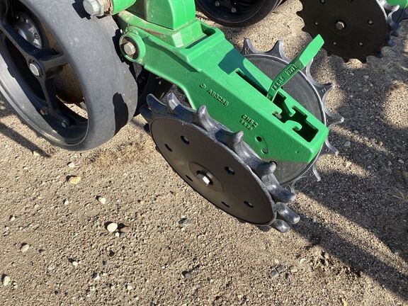 2013 John Deere DB60 Planter