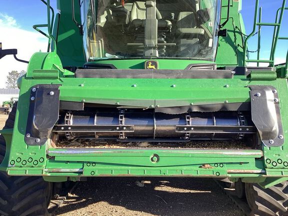 2024 John Deere X9 1100 Combine