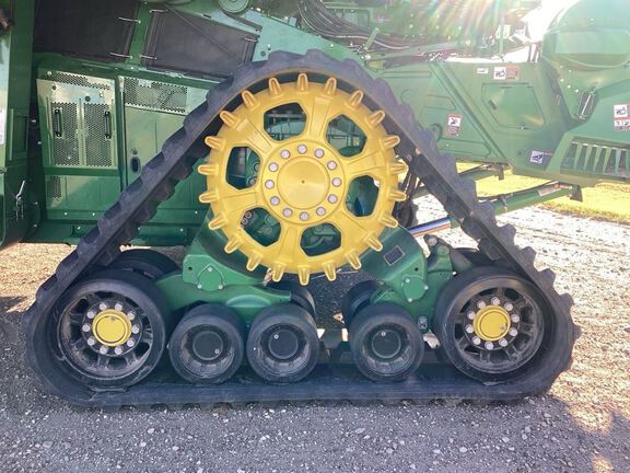 2024 John Deere X9 1100 Combine