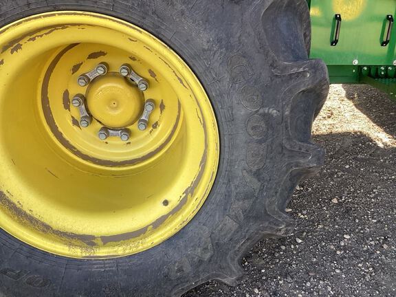 2024 John Deere X9 1100 Combine