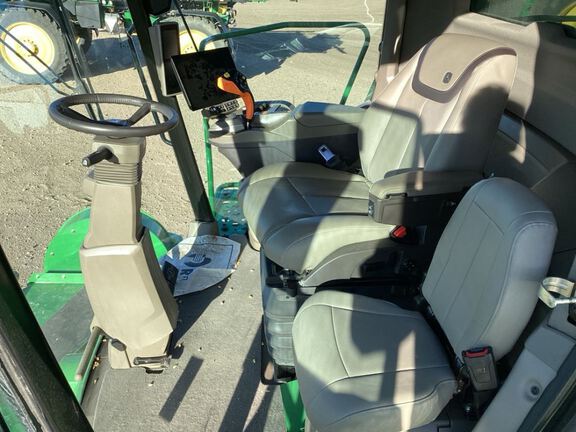 2024 John Deere X9 1100 Combine