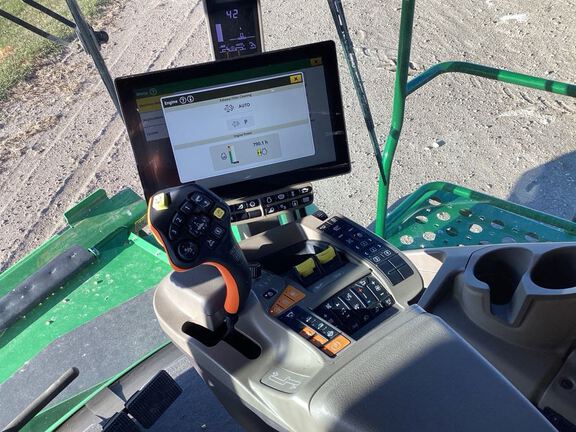 2024 John Deere X9 1100 Combine