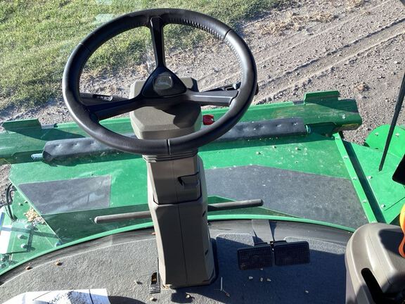 2024 John Deere X9 1100 Combine