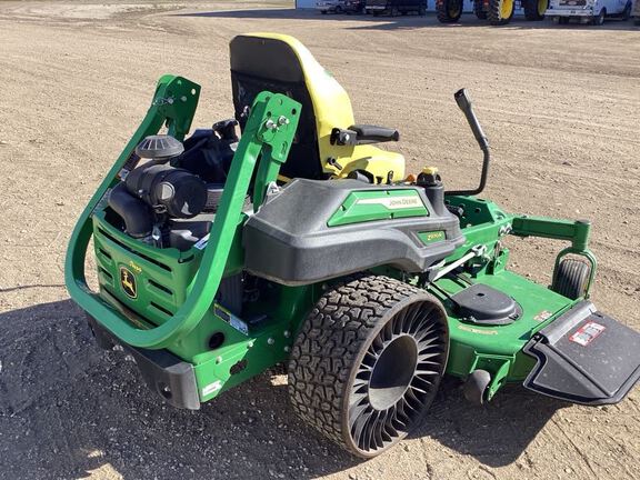 2023 John Deere Z970R Mower/Zero Turn
