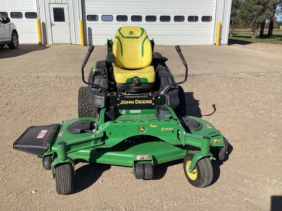 2023 John Deere Z970R Mower/Zero Turn