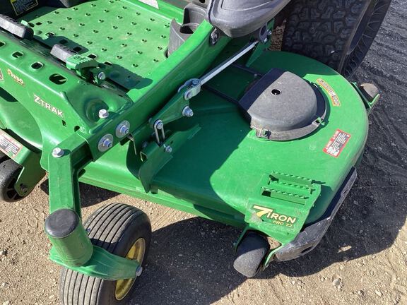 2023 John Deere Z970R Mower/Zero Turn