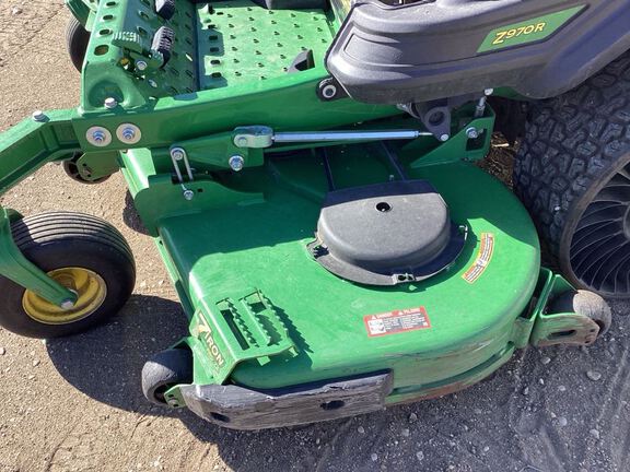 2023 John Deere Z970R Mower/Zero Turn