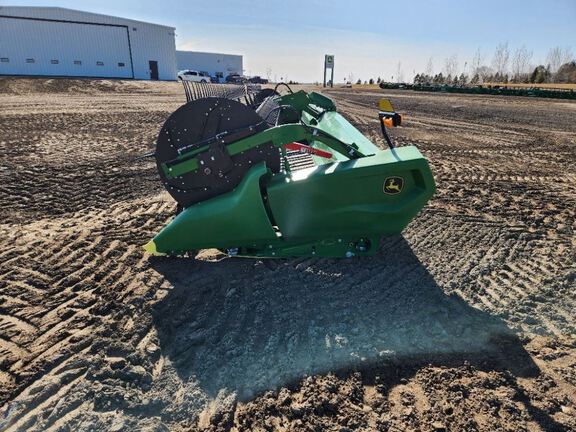 2024 John Deere RD40F Header Combine