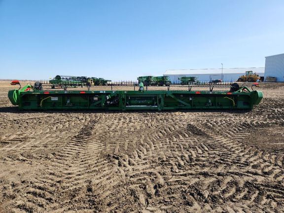 2024 John Deere RD40F Header Combine