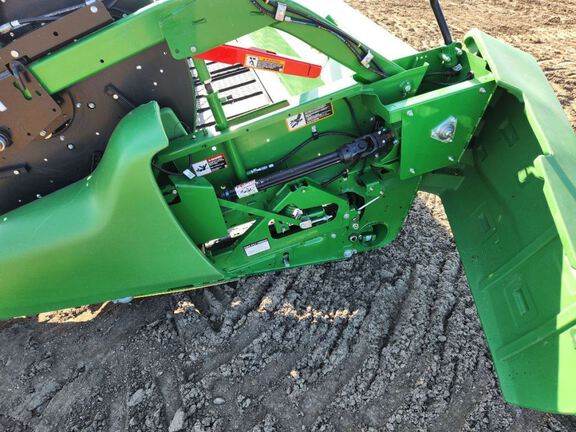 2024 John Deere RD40F Header Combine