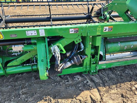 2024 John Deere RD40F Header Combine