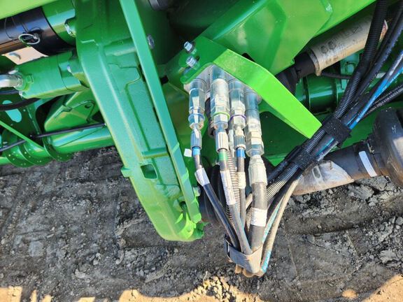 2024 John Deere RD40F Header Combine