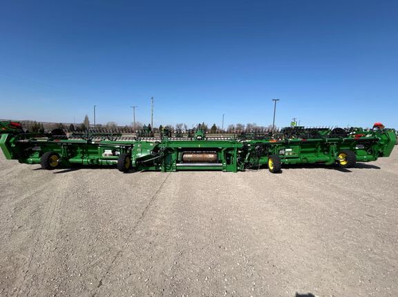 2024 John Deere HD40F Header Combine