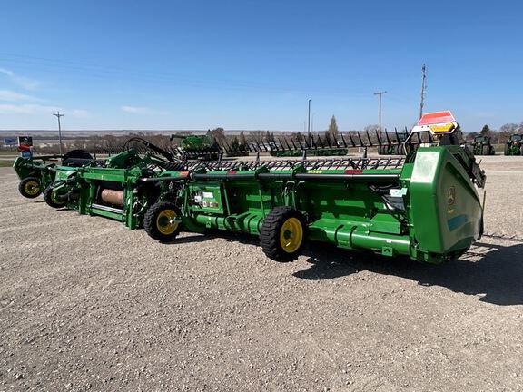 2024 John Deere HD40F Header Combine
