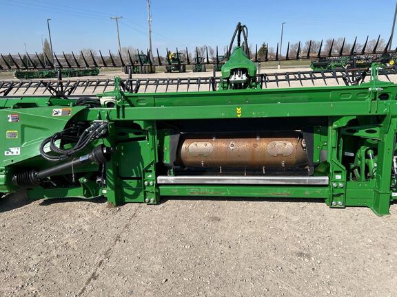 2024 John Deere HD40F Header Combine