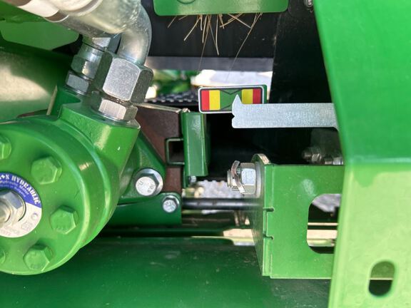 2024 John Deere HD40F Header Combine