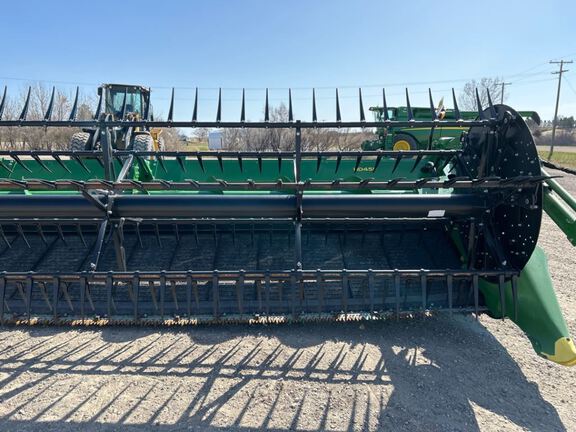 2024 John Deere HD40F Header Combine