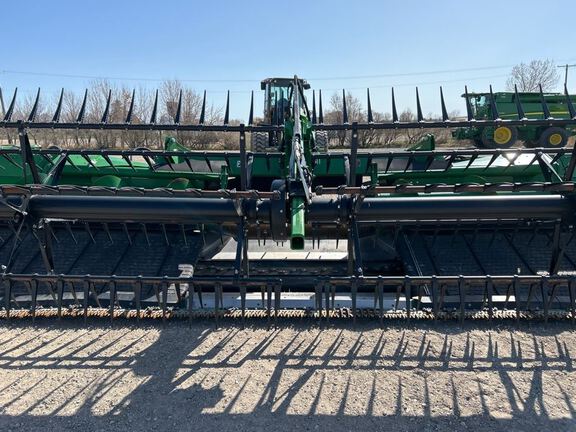 2024 John Deere HD40F Header Combine