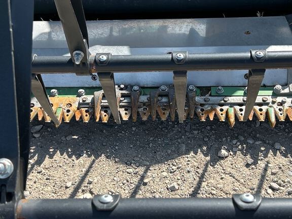 2024 John Deere HD40F Header Combine