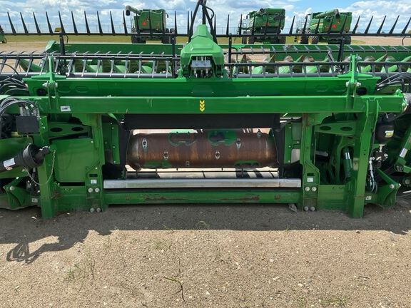 2024 John Deere HD40F Header Combine