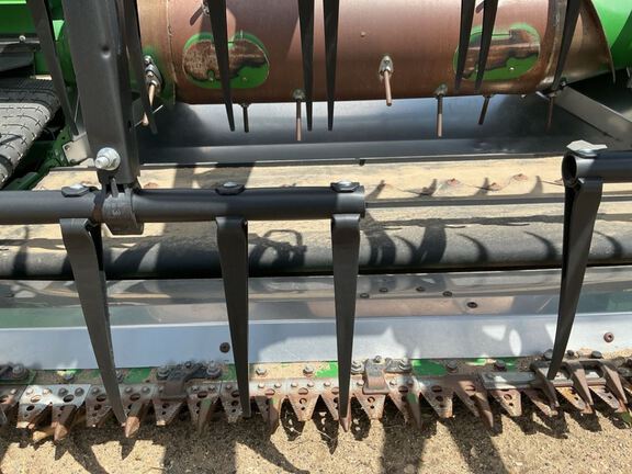 2024 John Deere HD40F Header Combine