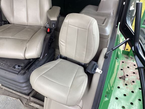 2024 John Deere 612R Sprayer/High Clearance