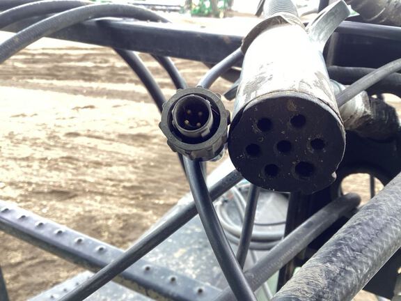 2009 J&M 1326-22S Grain Cart