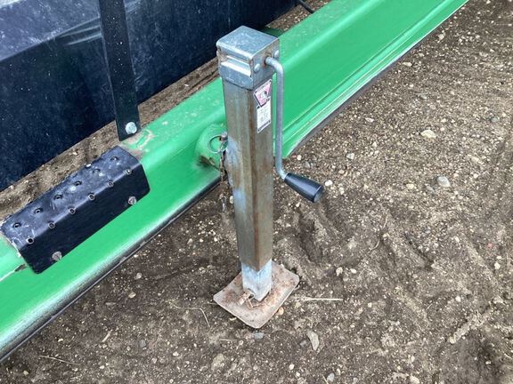 2009 J&M 1326-22S Grain Cart